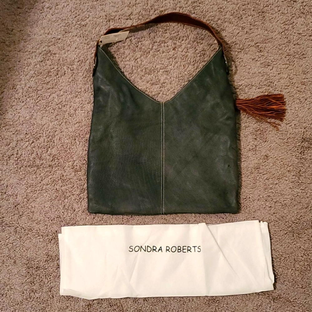 Purse - Picture 2 of 4